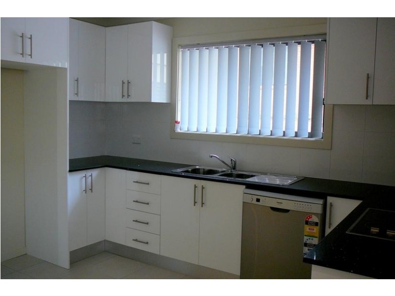 70A Robertson Street, Coniston NSW 2500