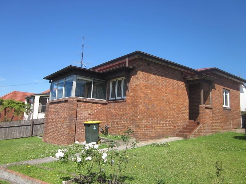 44 Second Avenue, Warrawong NSW 2502