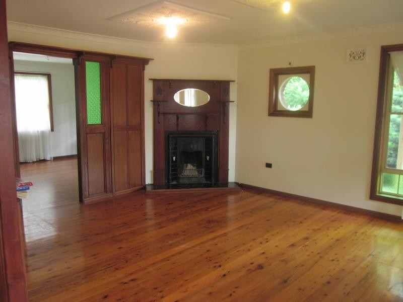 96 Tamarind Drive, Cordeaux Heights NSW 2526