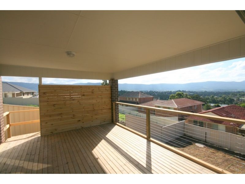 16A Carlyle Close, Dapto NSW 2530