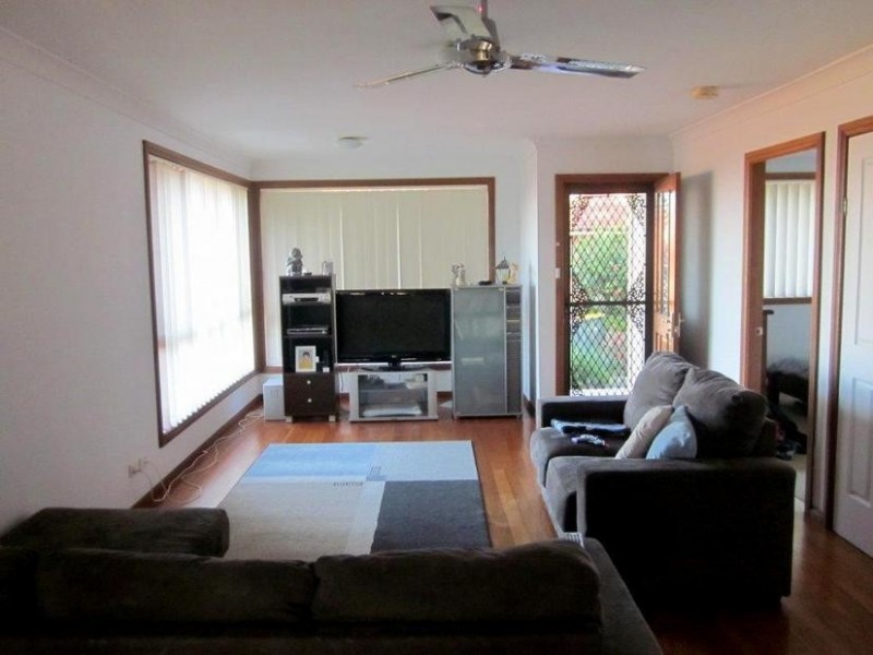 12/25 Robertson Street, Coniston NSW 2500