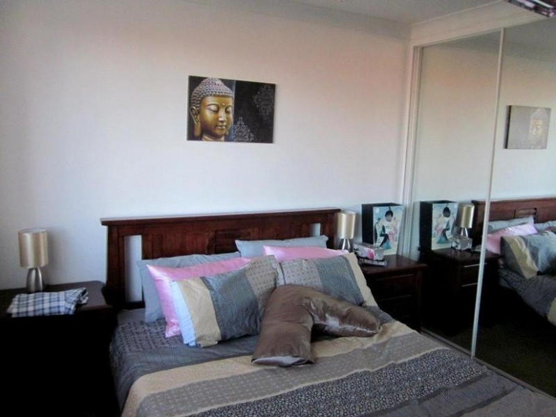 12/25 Robertson Street, Coniston NSW 2500