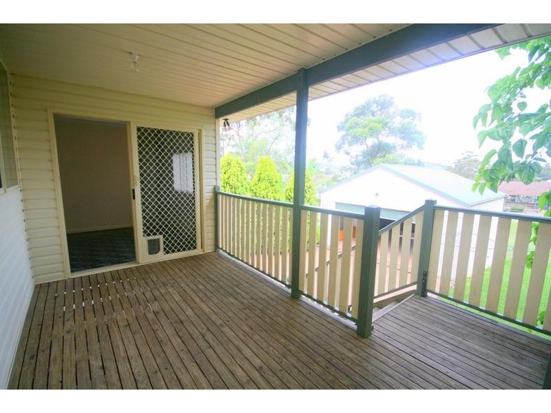 19 Maynes Parade, Unanderra NSW 2526