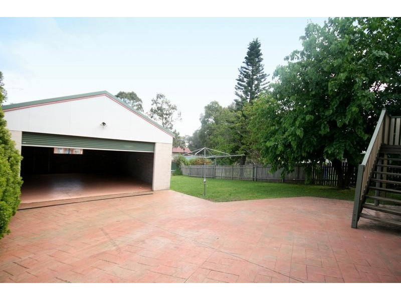 19 Maynes Parade, Unanderra NSW 2526