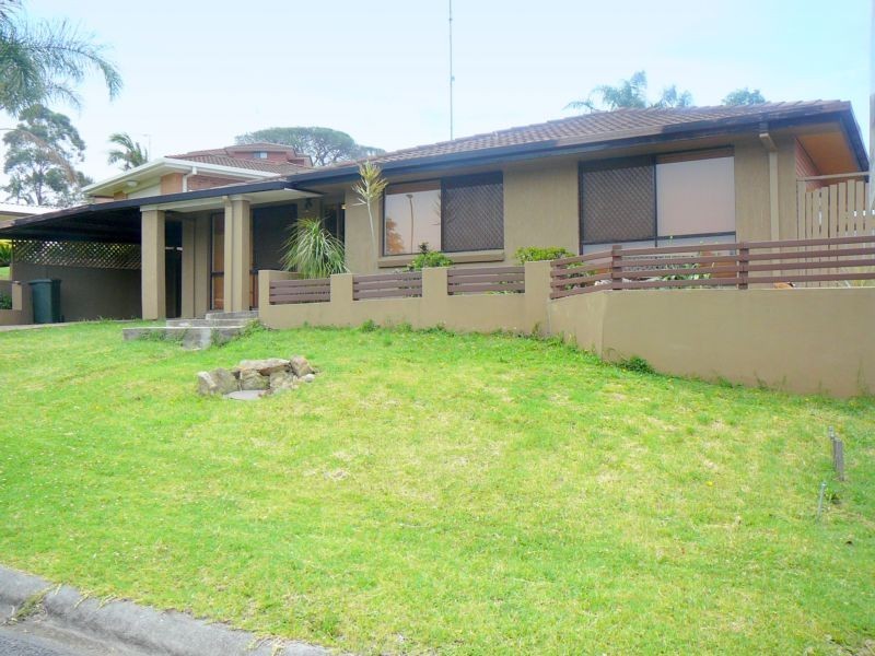90 Rickard Road, Unanderra NSW 2526