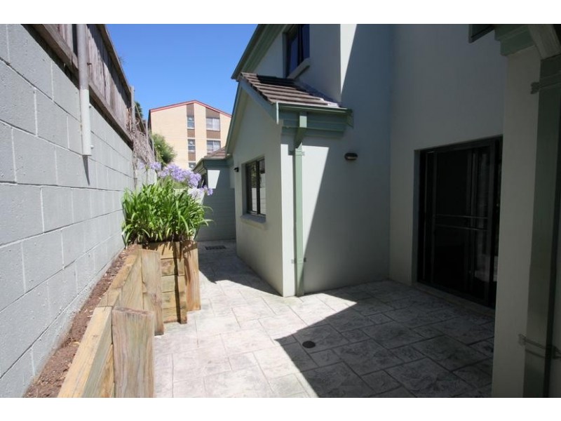 4/16 Mangerton Road, Wollongong NSW 2500