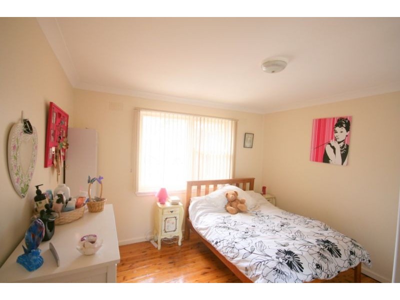 2/4 Grafton Street, Figtree NSW 2525