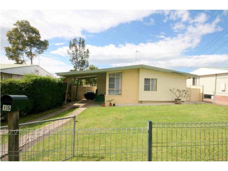 15 Walters Street, Warilla NSW 2528