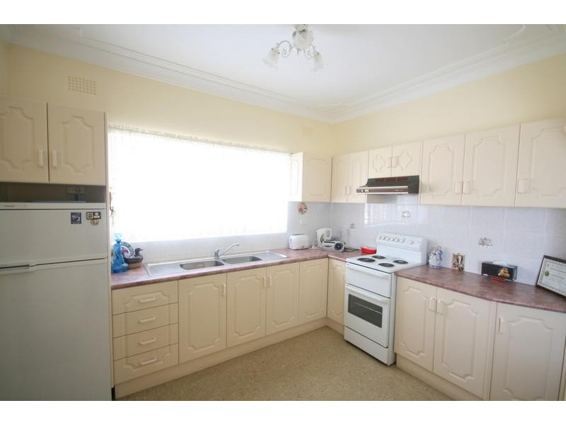 60 Donaldson Street, Port Kembla NSW 2505