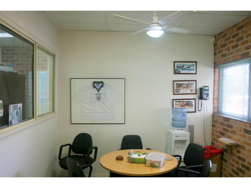 49 Princes Highway, Dapto NSW 2530