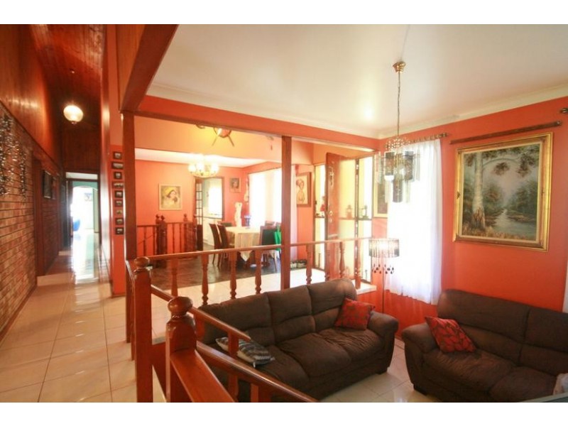 25A Bristol Parade, Farmborough Heights NSW 2526