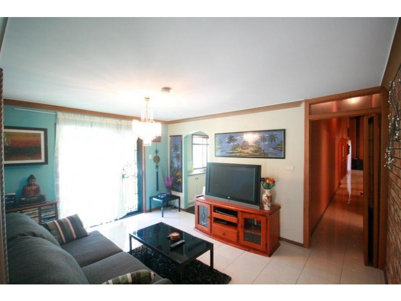 25A Bristol Parade, Farmborough Heights NSW 2526