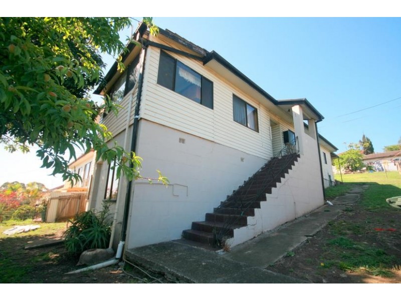 21 McGovern Street, Cringila NSW 2502