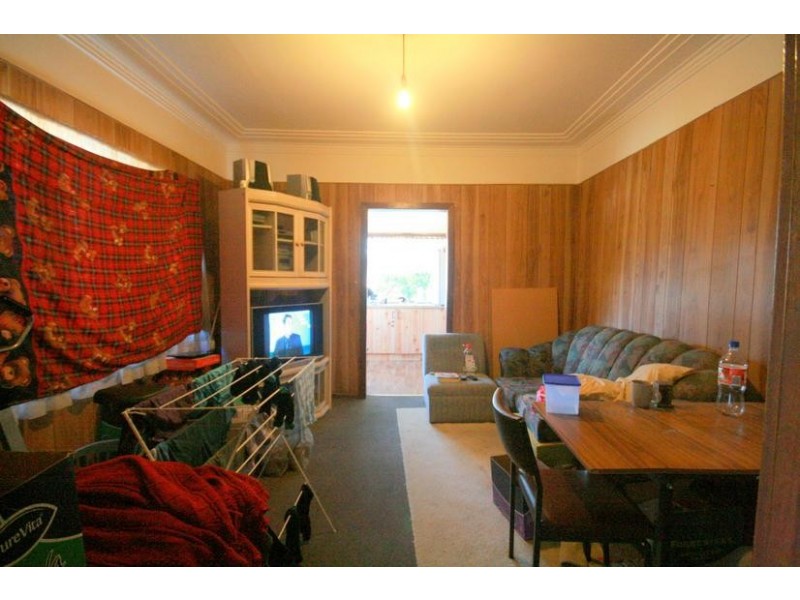 21 McGovern Street, Cringila NSW 2502