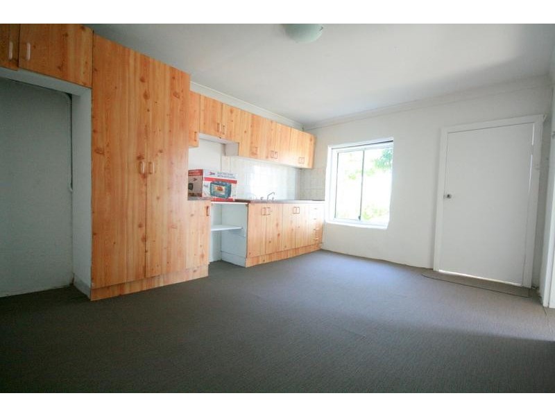 21 McGovern Street, Cringila NSW 2502