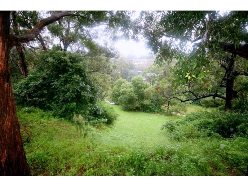 4-6 Tamarind Drive, Cordeaux Heights NSW 2526