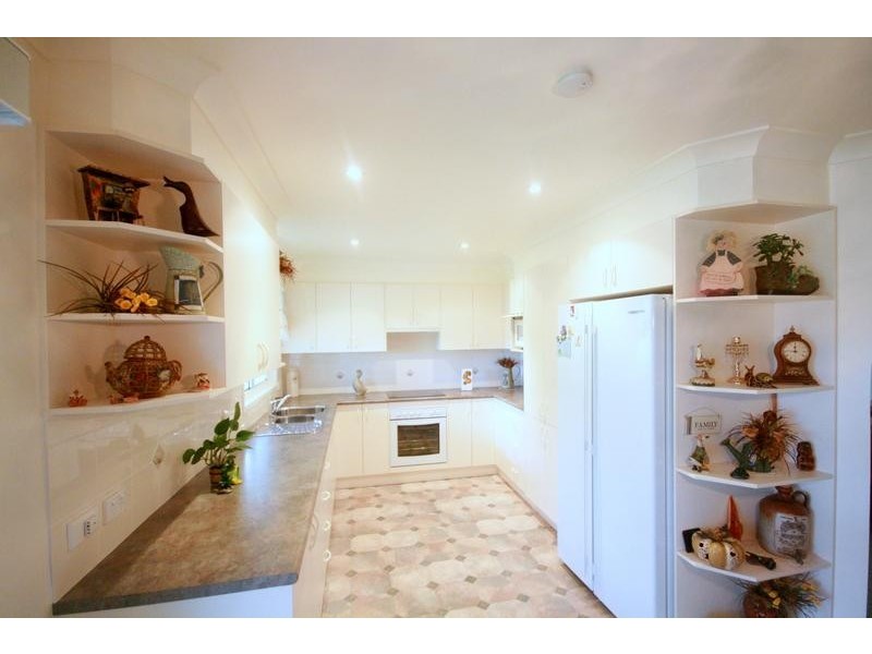 80 Panorama Drive, Farmborough Heights NSW 2526