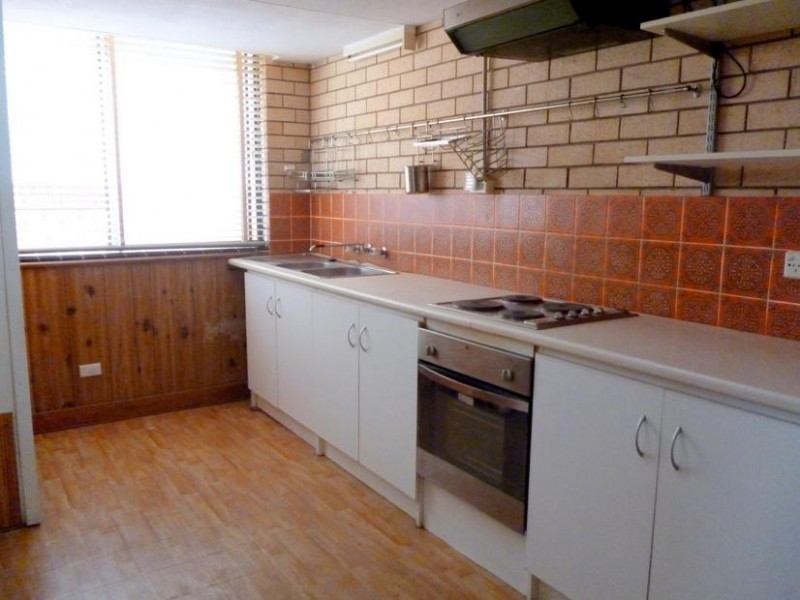 1/115 Cummins Street, Unanderra NSW 2526