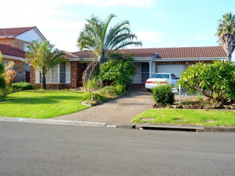 2 Decora Place, Albion Park Rail NSW 2527
