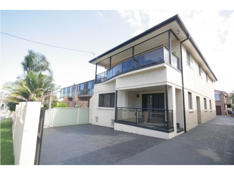 1B/64 Corrimal Street, Wollongong NSW 2500