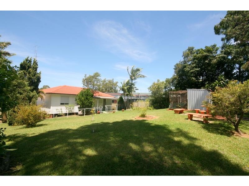 14 Normandie Place, Unanderra NSW 2526