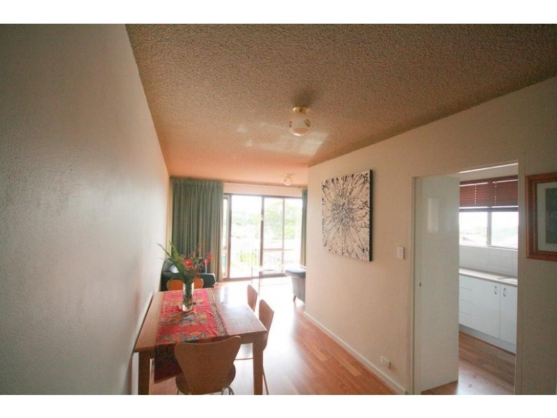 5/27 Heaslip Street, Coniston NSW 2500