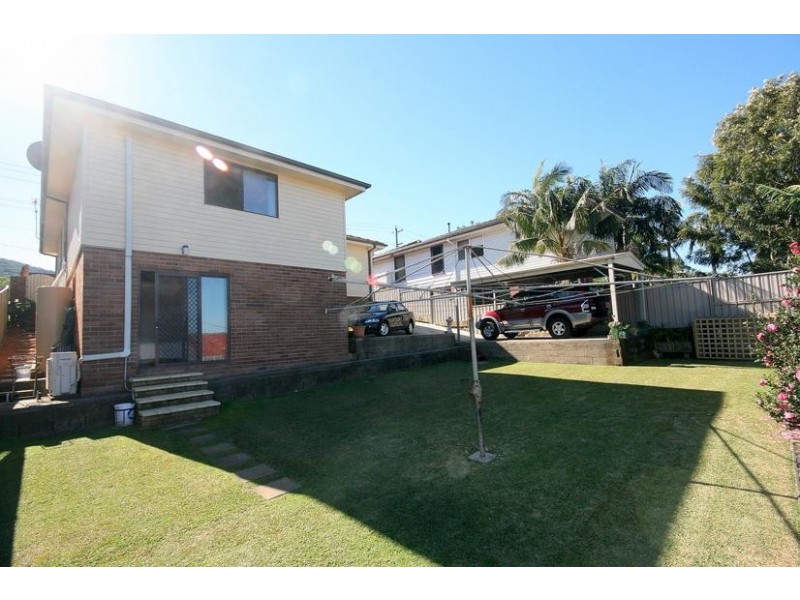 17 Frost Parade, Balgownie NSW 2519