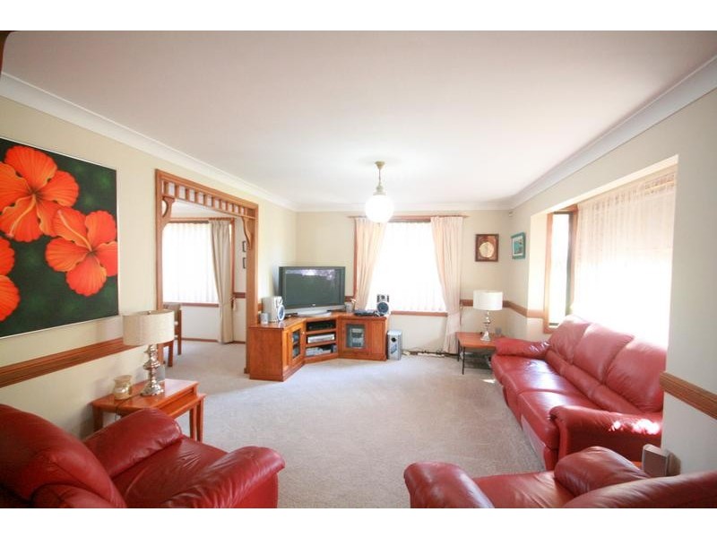 7 Coorung Close, Cordeaux Heights NSW 2526