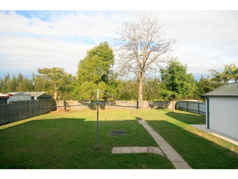 48 Essex Street, Berkeley NSW 2506
