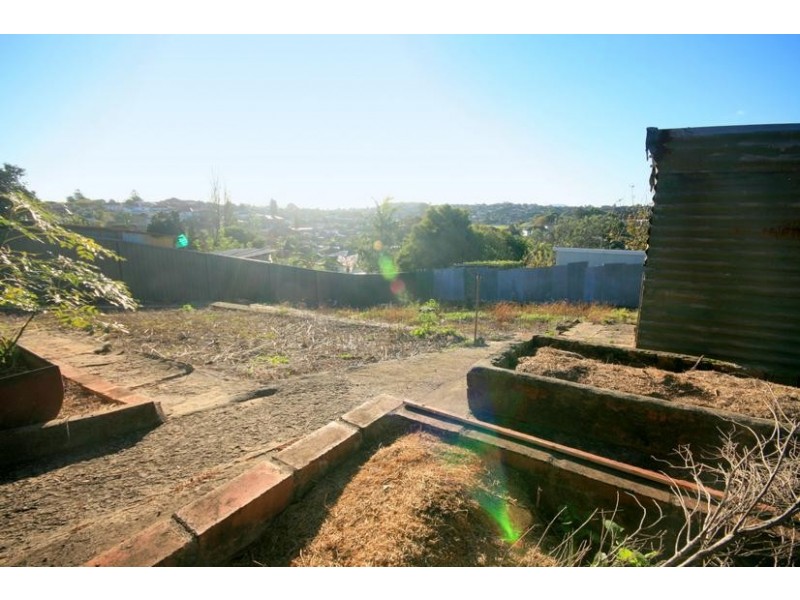 14 Trevor Avenue, Lake Heights NSW 2502