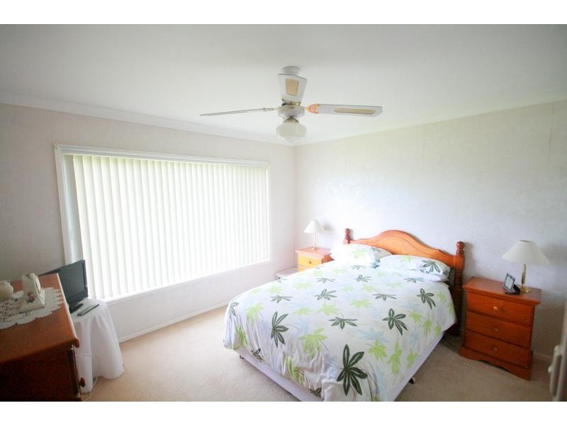 16 Toronto Avenue, Dapto NSW 2530