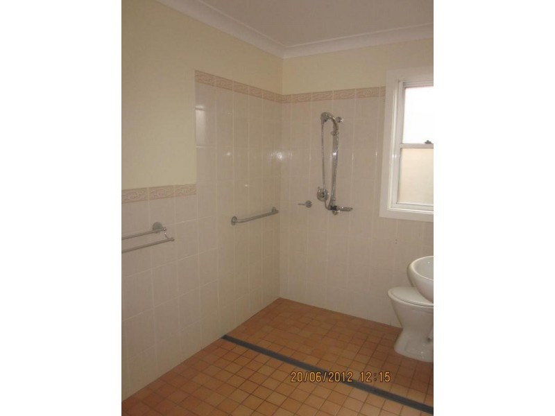 52 Denise St, Lake Heights NSW 2502