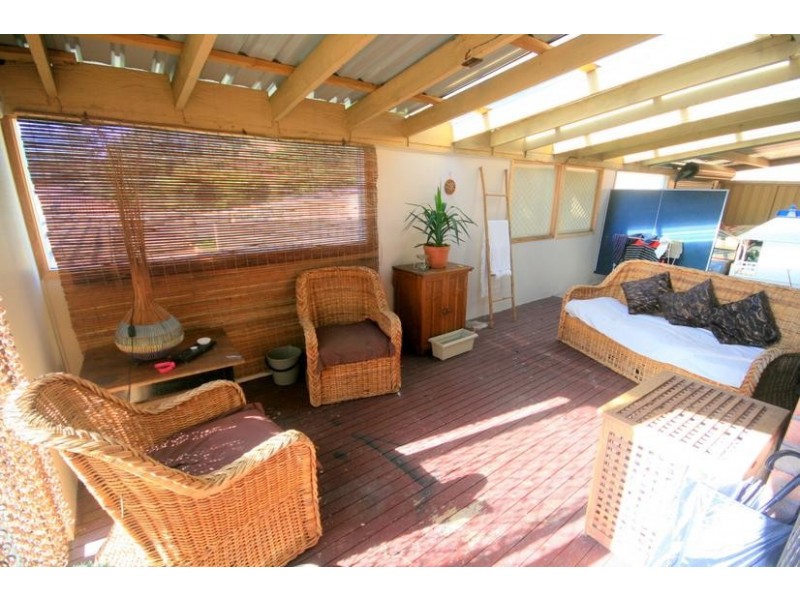 1 Roche Place, Berkeley NSW 2506