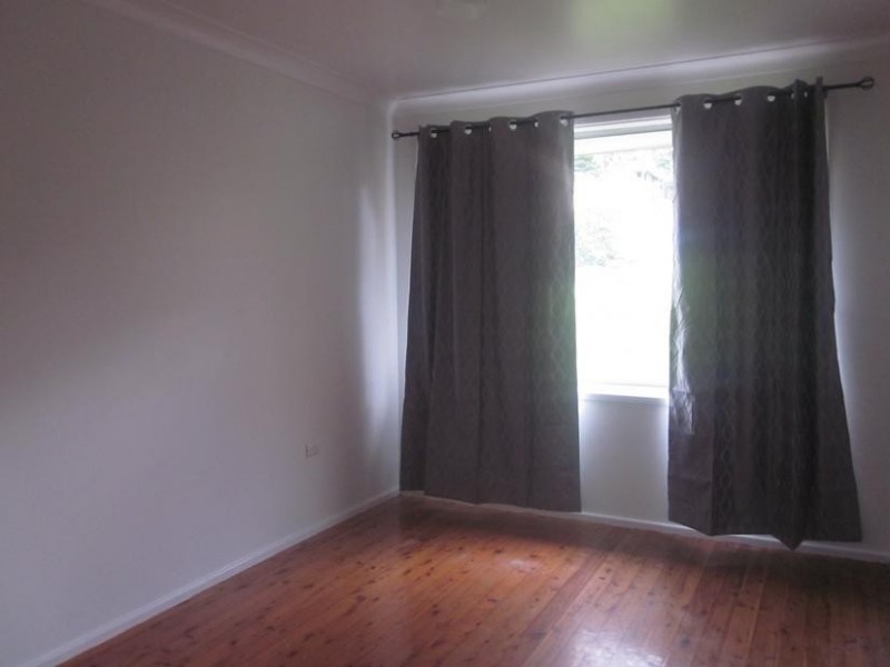 41 Lake Ave, Cringila NSW 2502
