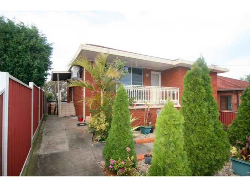 31 Sheffield Street, Cringila NSW 2502