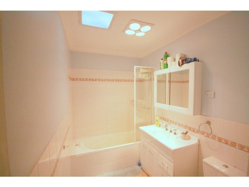 86 Nottingham Street, Berkeley NSW 2506