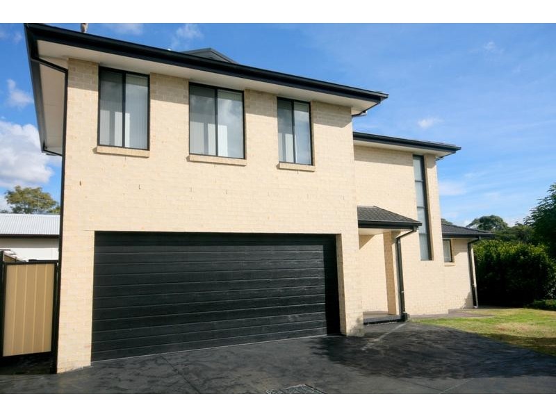 1/42 Farmborough Road, Unanderra NSW 2526