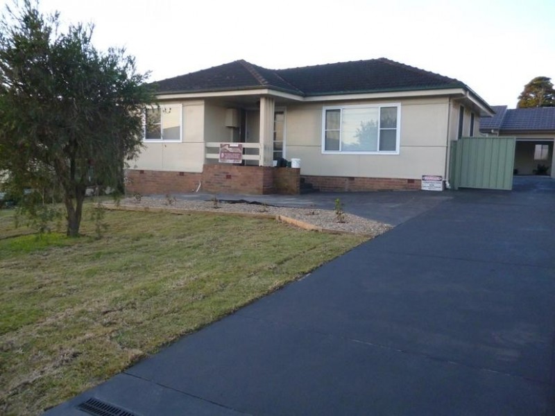 558 Northcliffe Drive, Berkeley NSW 2506