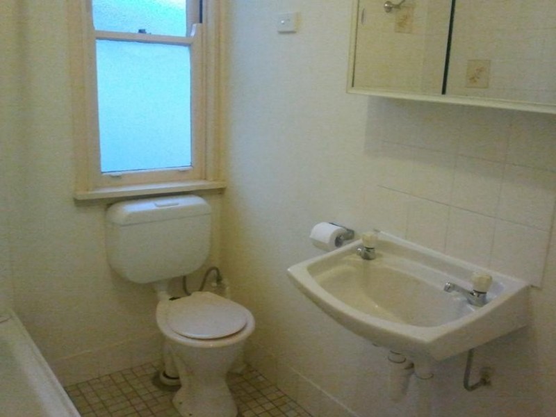 558 Northcliffe Drive, Berkeley NSW 2506