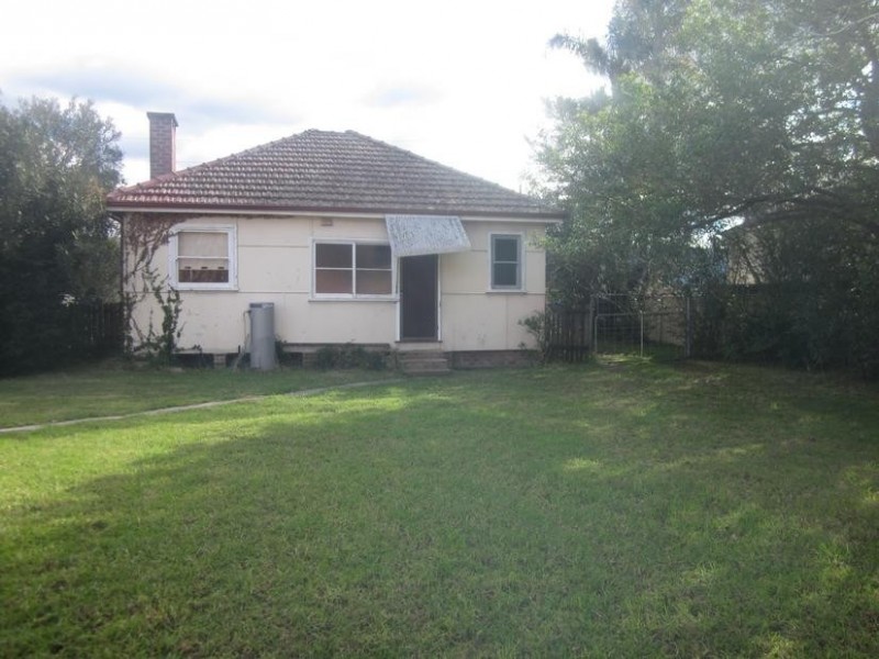 14 Osborne St, Dapto NSW 2530