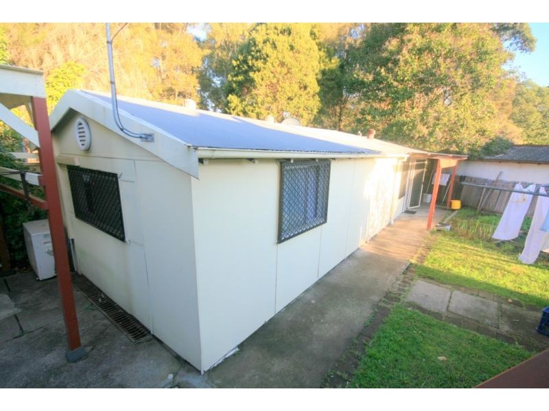 1 Barnes Street, Berkeley NSW 2506