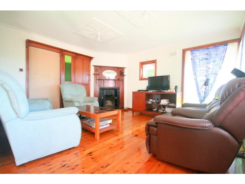 96 Tamarind Drive, Cordeaux Heights NSW 2526