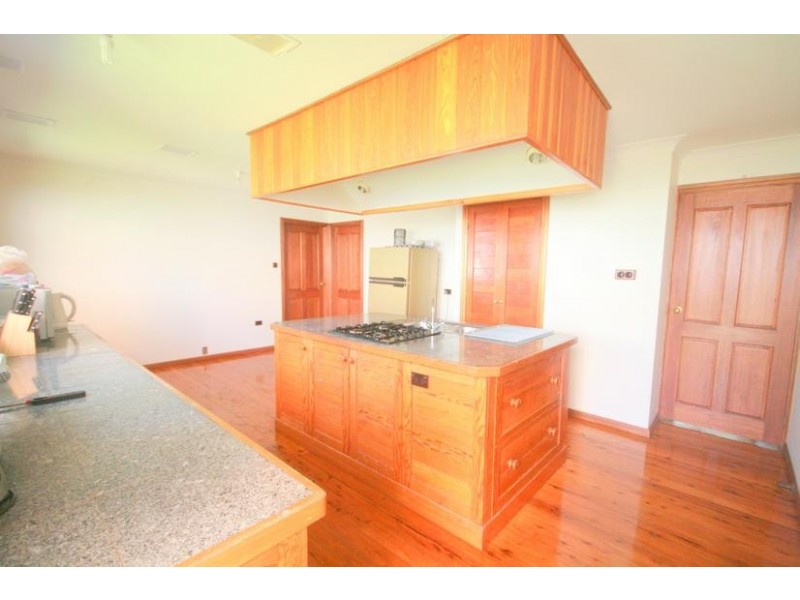 96 Tamarind Drive, Cordeaux Heights NSW 2526