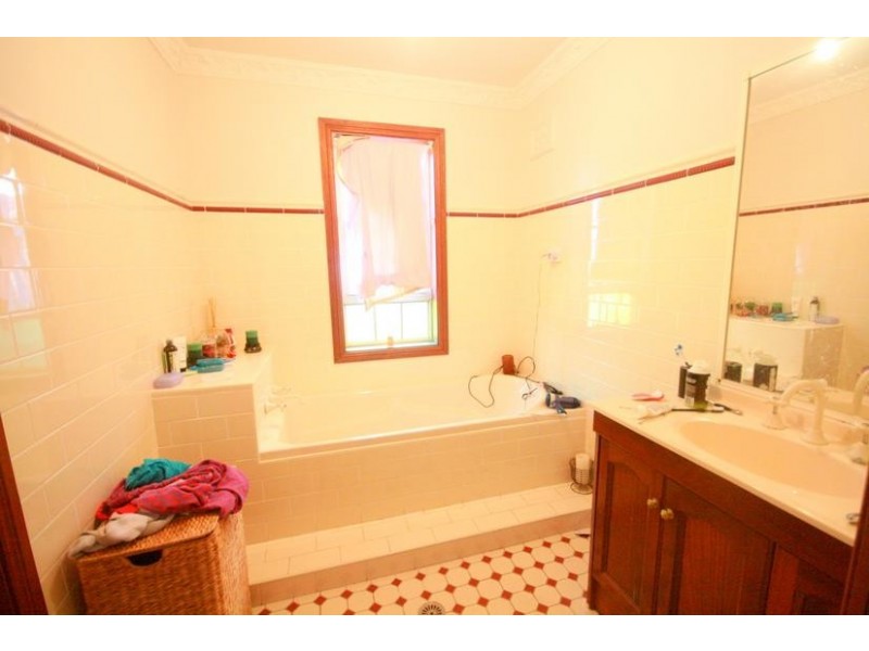 96 Tamarind Drive, Cordeaux Heights NSW 2526
