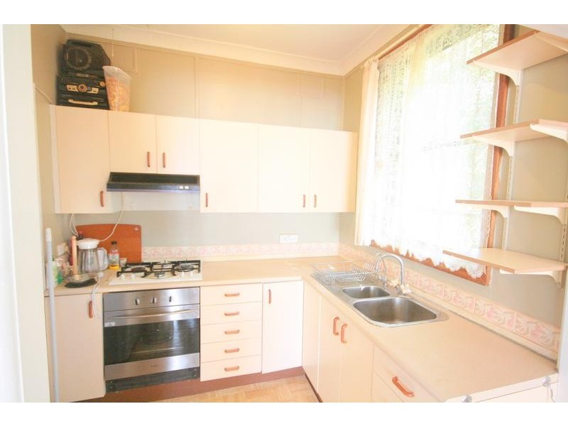 25 Maynes Parade, Unanderra NSW 2526