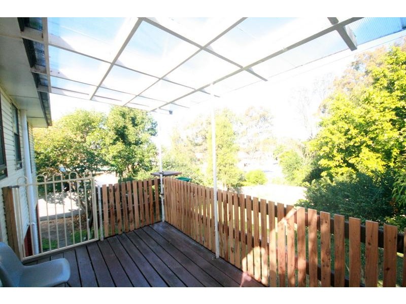 25 Maynes Parade, Unanderra NSW 2526