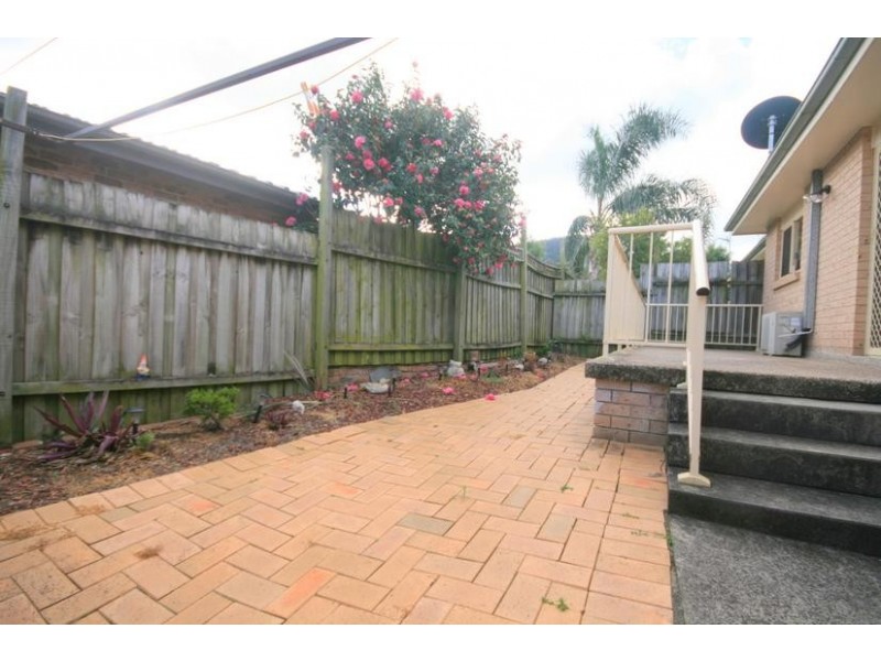 2/332 Farmborough Road, Farmborough Heights NSW 2526