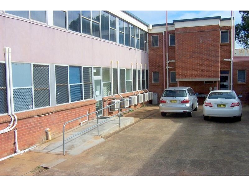 91-93 Clarinda Street, Parkes NSW 2870