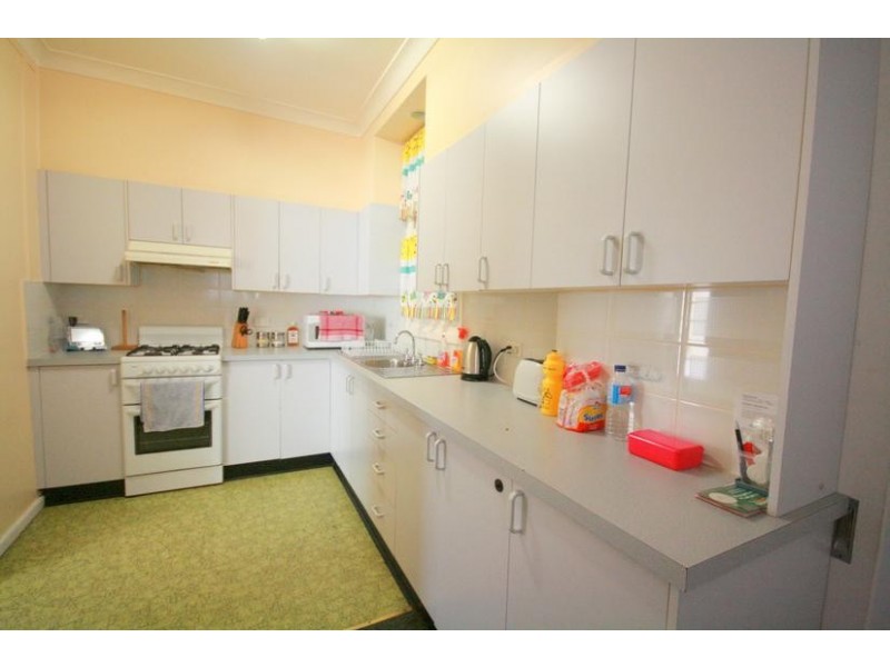 23 Blackman Parade, Unanderra NSW 2526