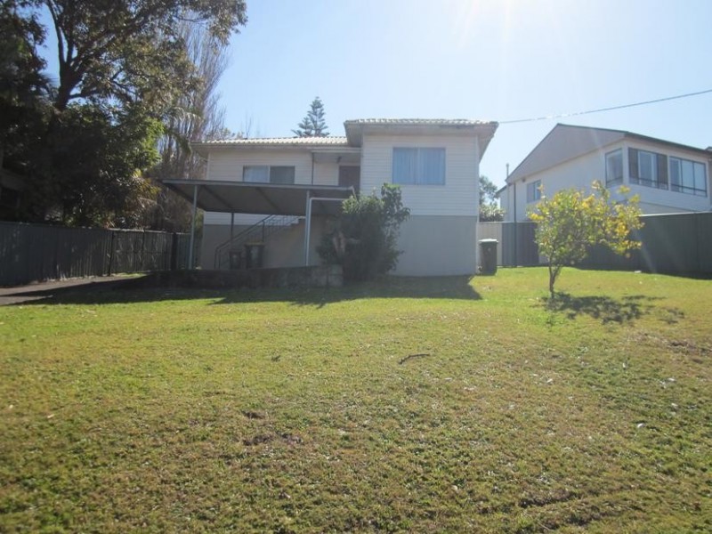 58 Denise St, Lake Heights NSW 2502